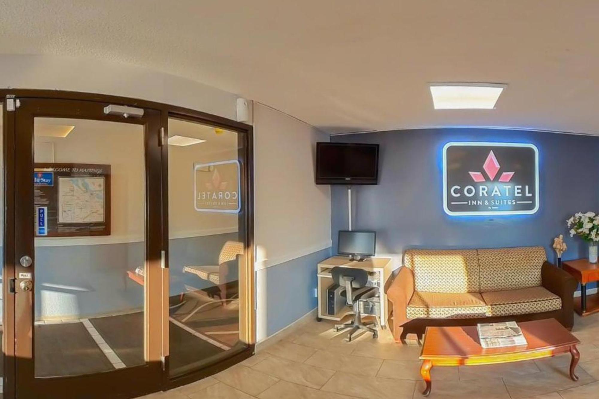 Coratel Inn & Suites By Jasper Hastings Exterior photo