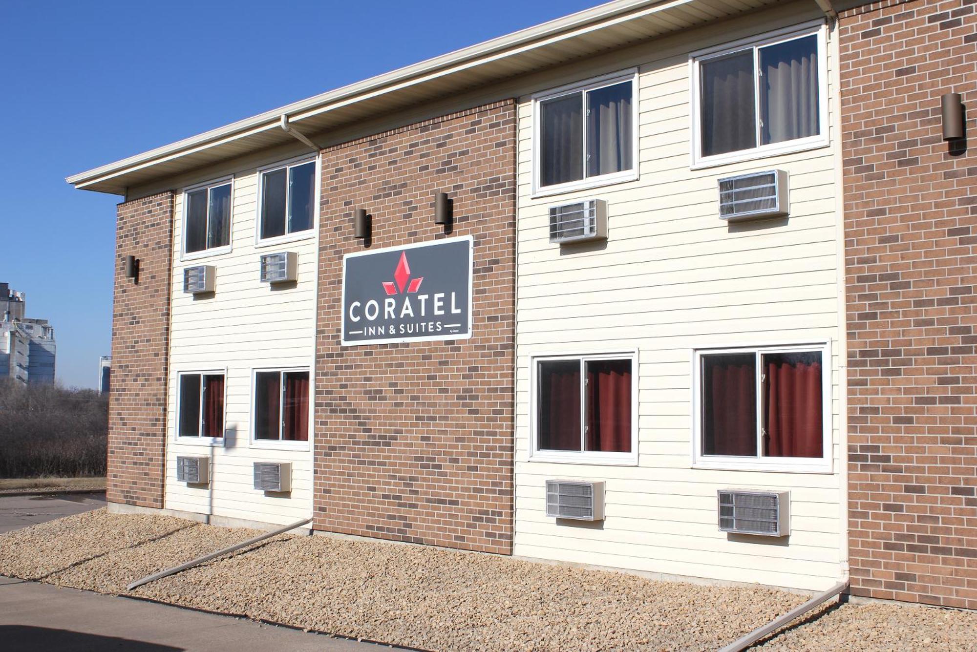 Coratel Inn & Suites By Jasper Hastings Exterior photo